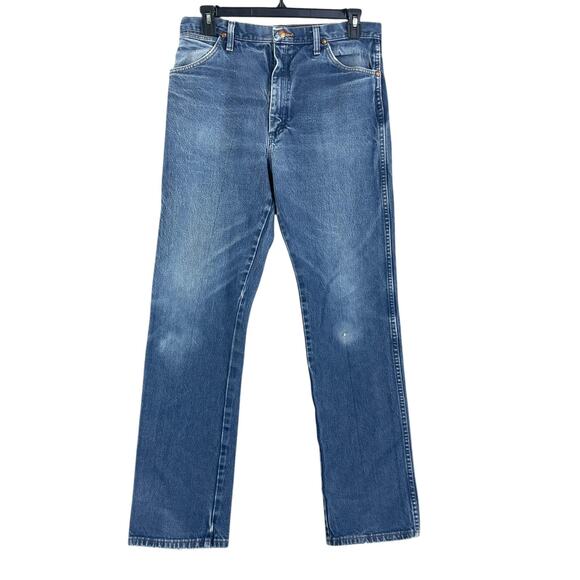Wrangler Jeans Mens Faded 37 /35 x34/32 Blue Distressed Straight Leg Denim - Picture 1 of 15